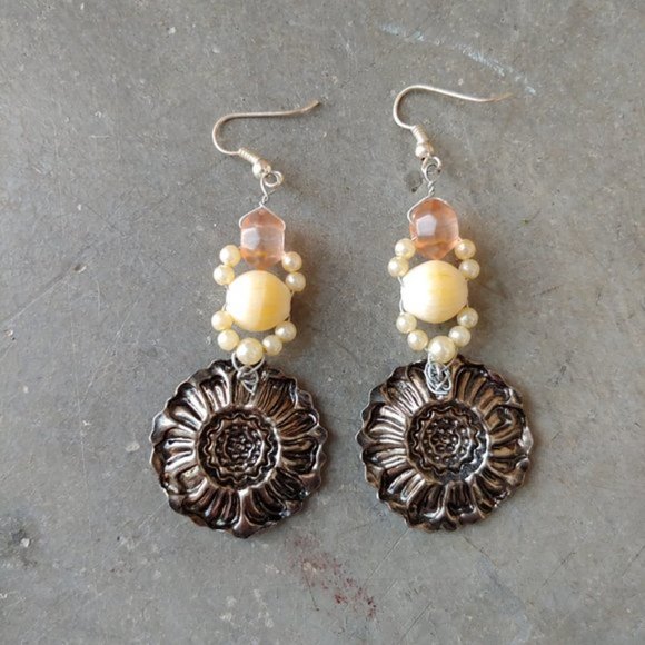Handmade Earrings Silver Metal Flower and Pearl Bead Recycled Repurposed - Picture 5 of 6